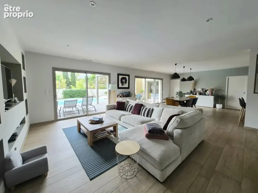 Narbonne-villa contemporaine de plain-pied avec piscine - photo 3