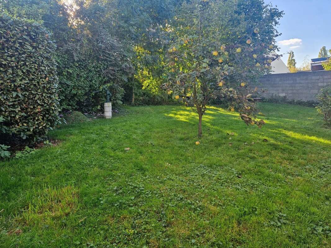 Maison à MAGNY-LES-HAMEAUX