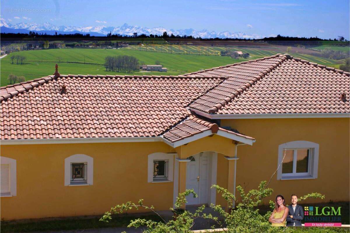Maison à AYGUESVIVES