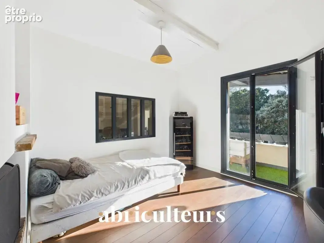 Belle propriété avec terrain, piscine/ poolhouse, dépendance à Rognes 13840 - photo 20