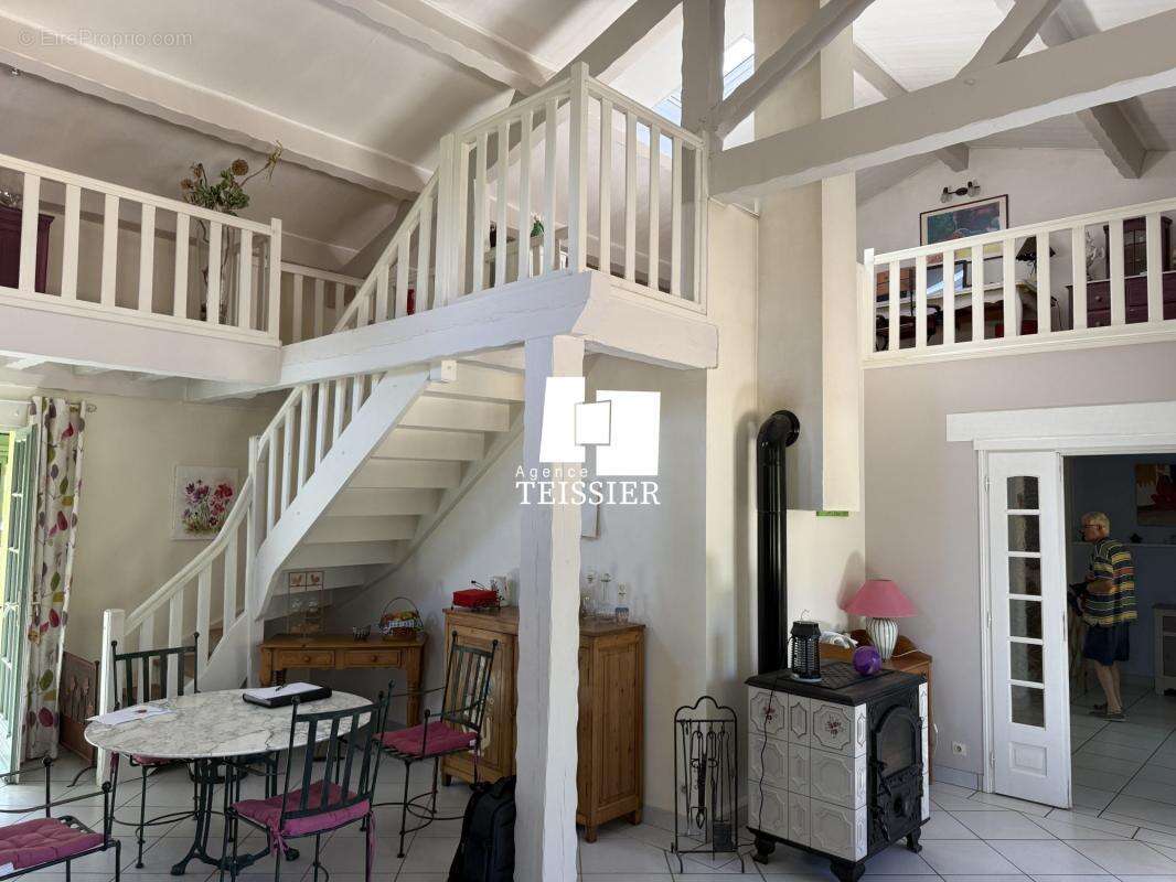 Sud Ardèche /Gard : Secteur St Ambroix 30500, Villa provençale - photo 6