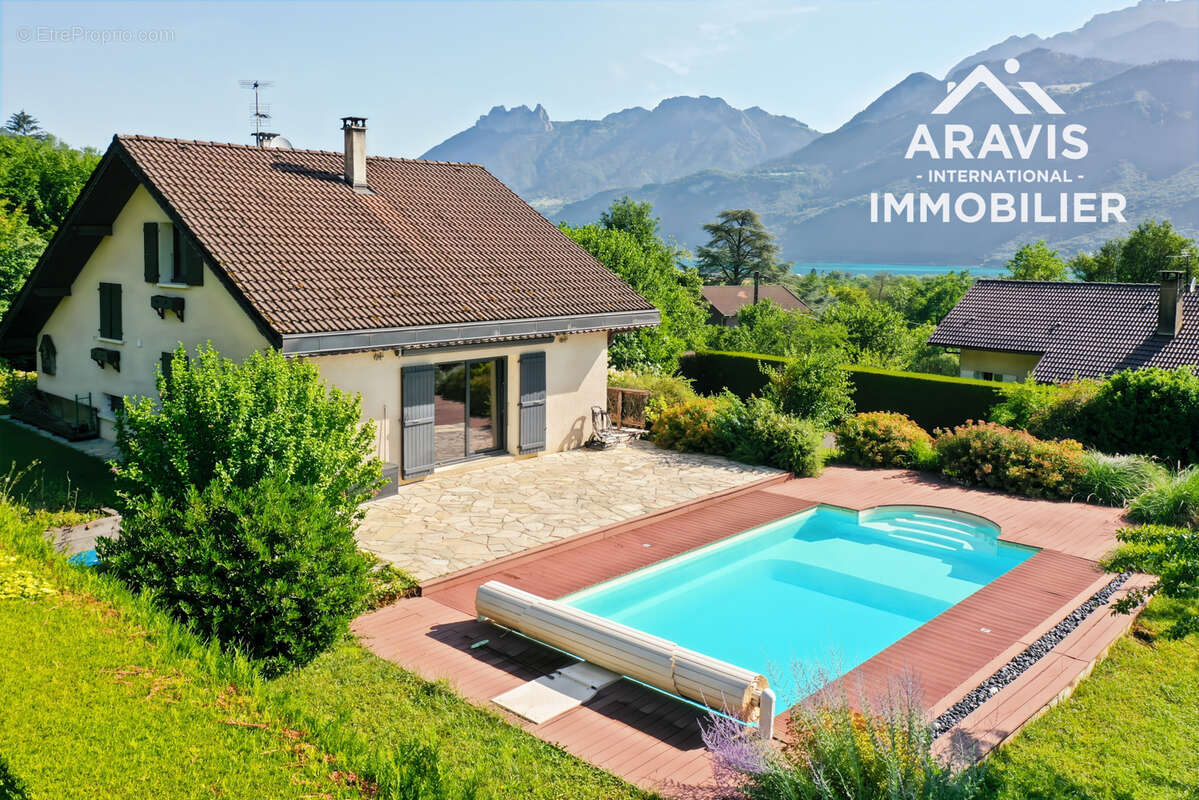 Maison à LATHUILE