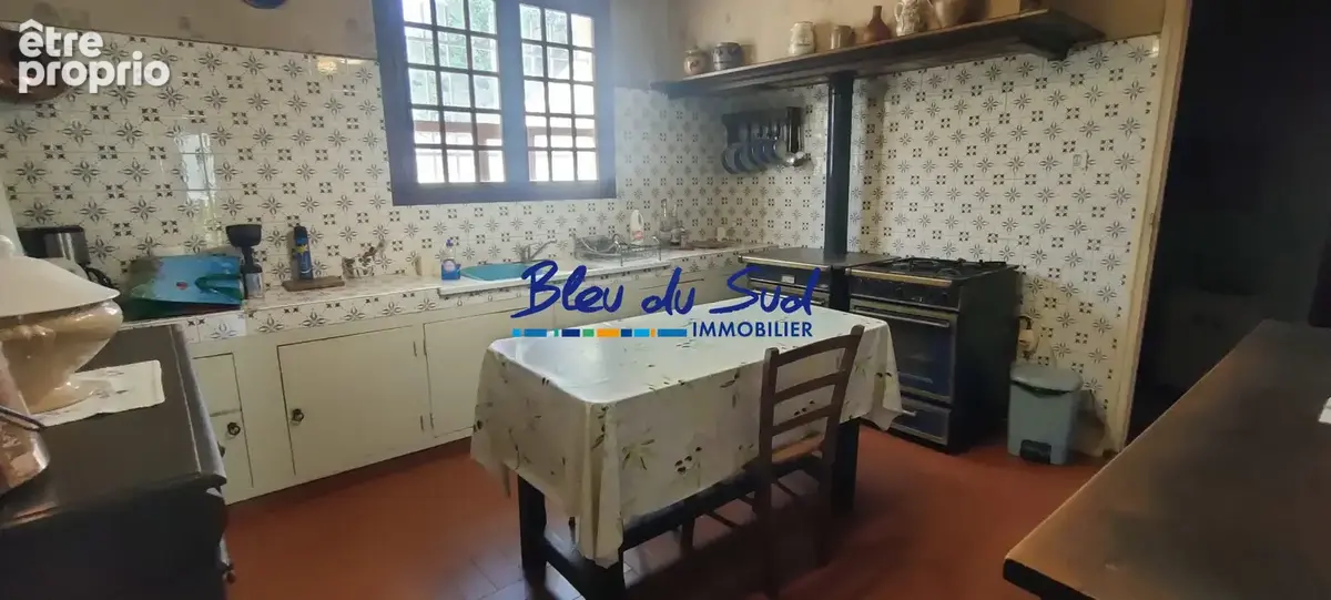 Maison 8 pièces 370 m² à vendre à Ria-Sirach (66500) - photo 9