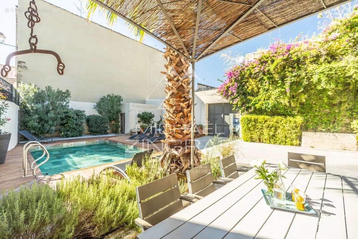 Maison à SAINT-REMY-DE-PROVENCE