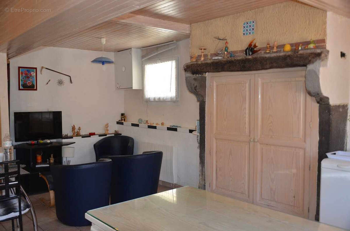 Maison à MARTRES-SUR-MORGE