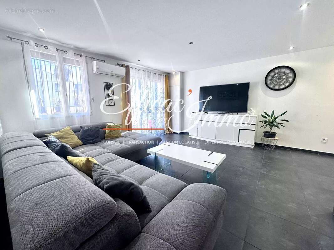 Maison 4 pièces de 117m2 - photo 3