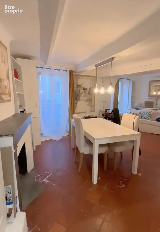 Maison à EGUILLES