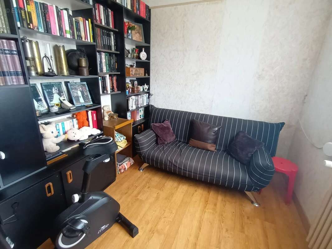 Appartement 111 m² à Montceau-Les-Mines  - photo 10