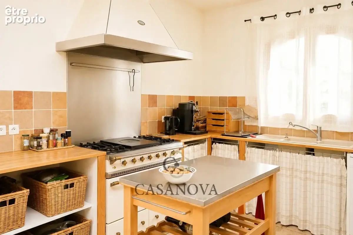 Mont Valat, bastide 196 m², vue dégagée, piscine, double garage - Sommières, entre Nimes et Montpellier. - photo 22