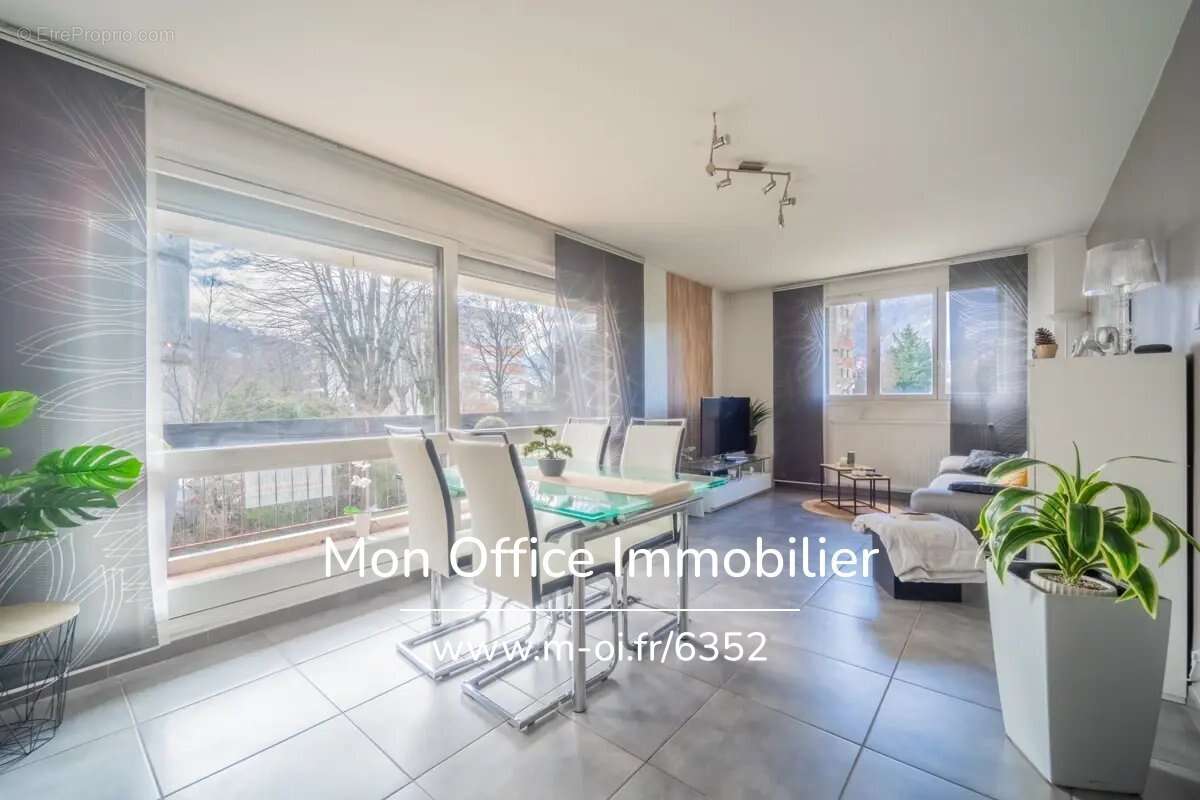 Appartement à ECHIROLLES