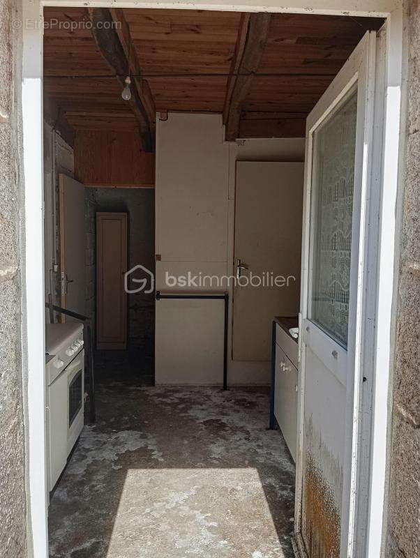 Maison à SAINT-SERVAIS