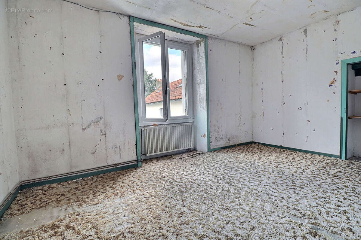 Appartement à SAINT-SEBASTIEN-SUR-LOIRE