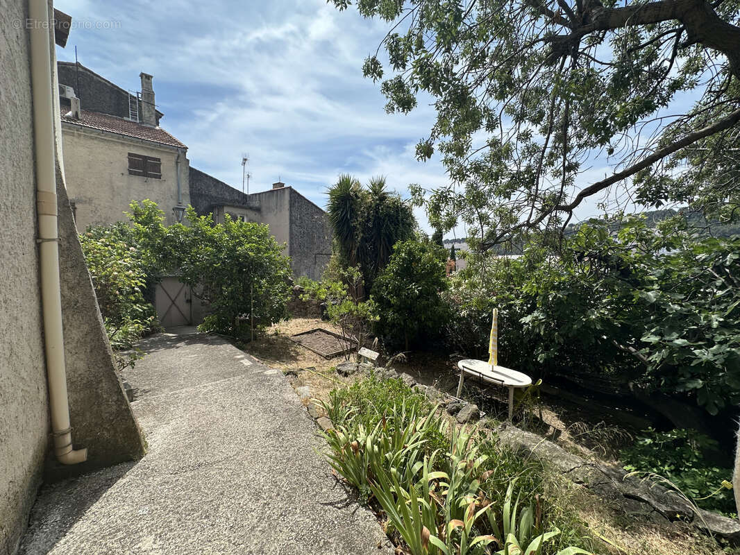 Appartement à LA GARDE