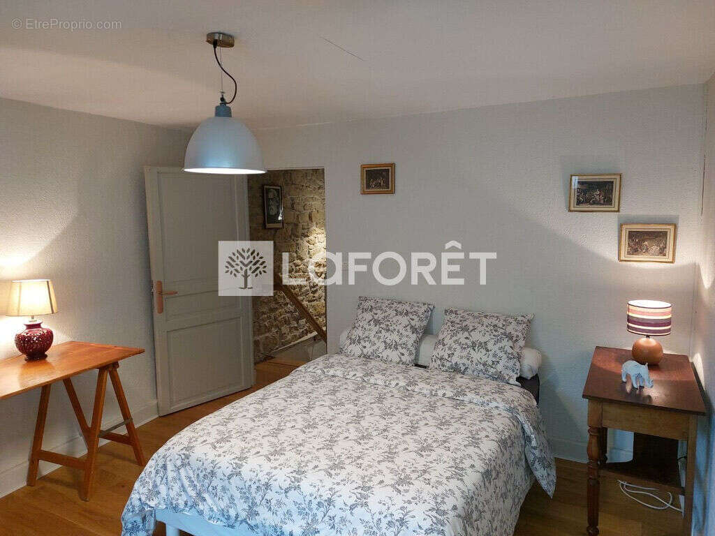 Maison à LONS-LE-SAUNIER