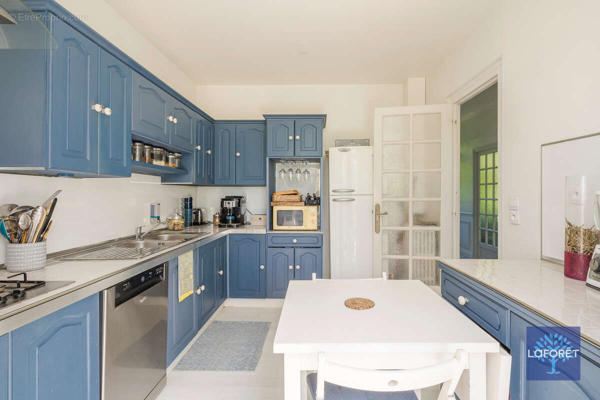 Maison à LES PAVILLONS-SOUS-BOIS