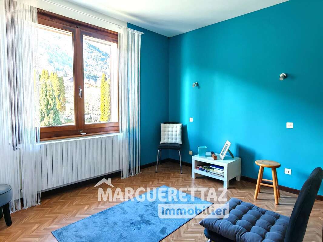 Maison à MARIGNIER