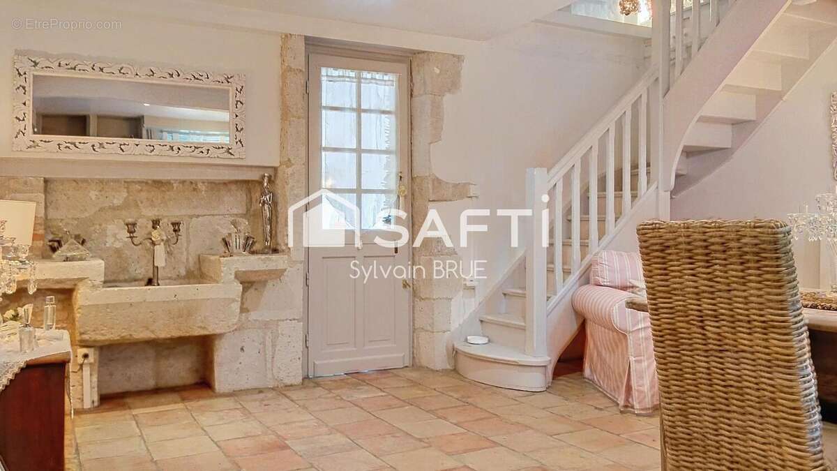 Photo 2 - Maison à CASTELNAU-MONTRATIER