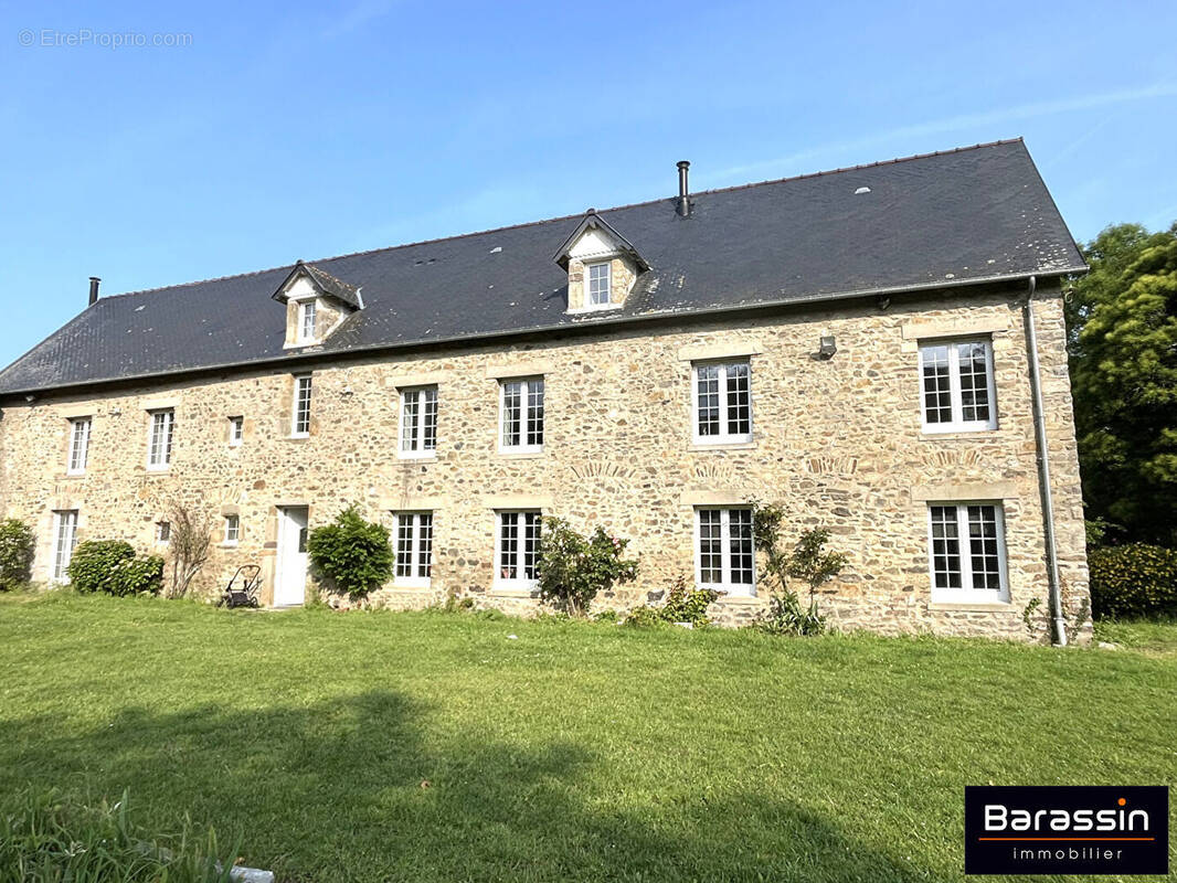 Maison à BRICQUEVILLE-LA-BLOUETTE