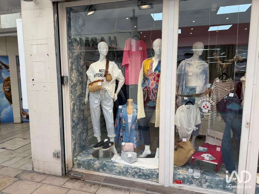 Commerce 68 m² à Marseille-12e  - photo 2