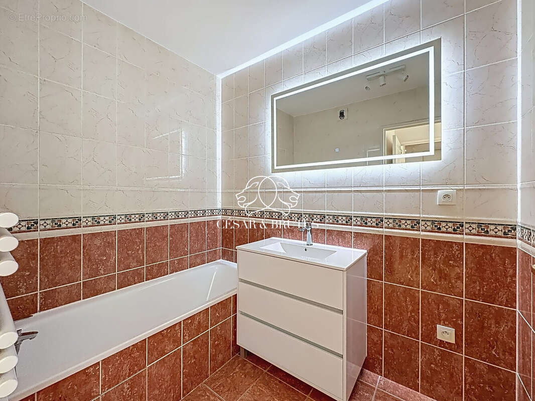 Appartement à LYON-1E