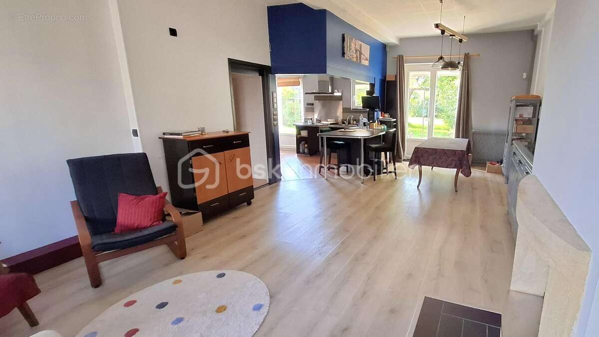 Maison de caractère  au charme intemporel - photo 2