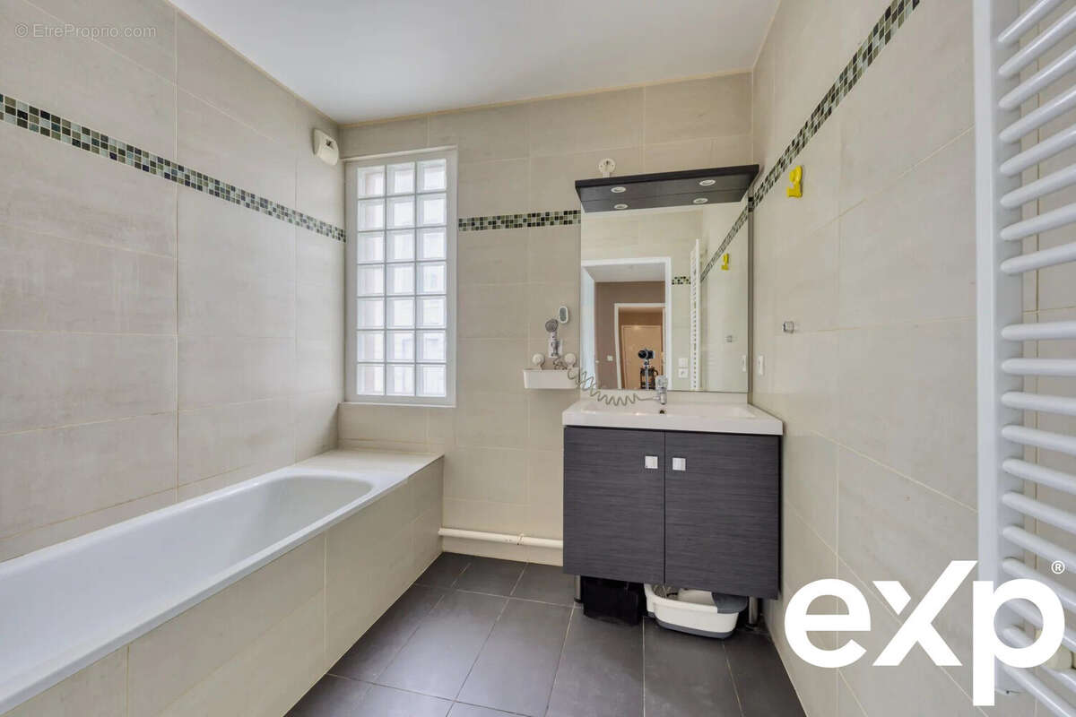 Appartement à SAINT-DENIS