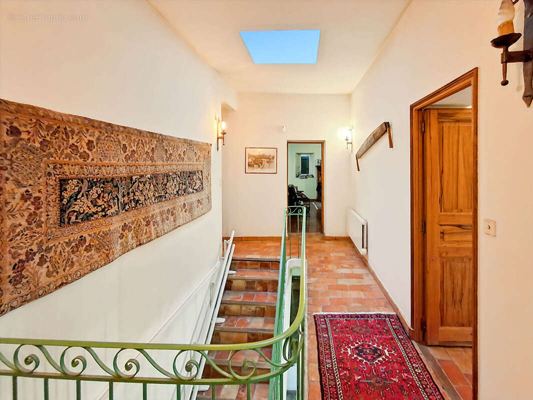 Maison à SAINT-VICTORET