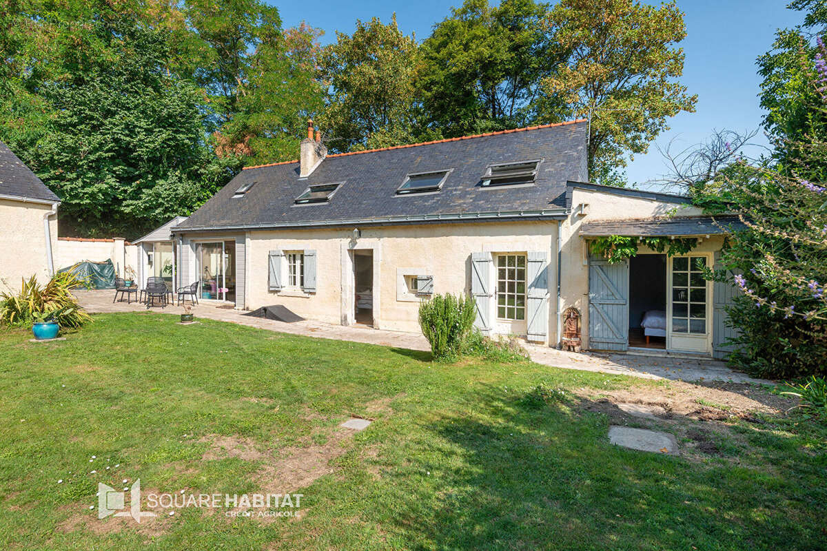 Maison à SOULAIRE-ET-BOURG