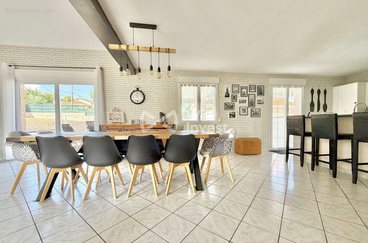 Maison 123 m² à Riom  - photo 7