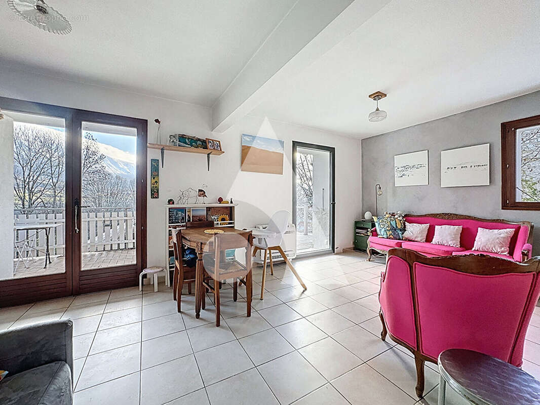 Maison 3 chambres avec jardin à Châtillon-en-Michaille - Proche Valserhône - photo 4
