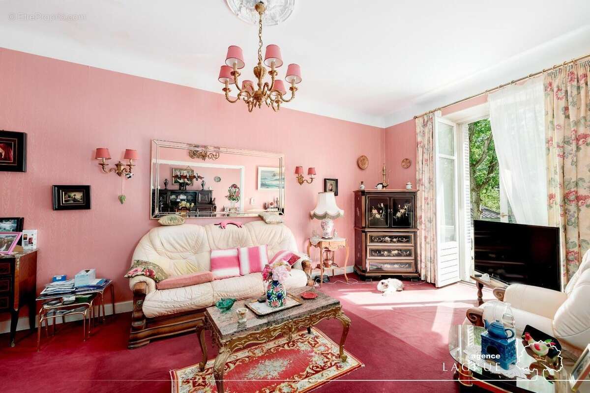   - Appartement à VICHY