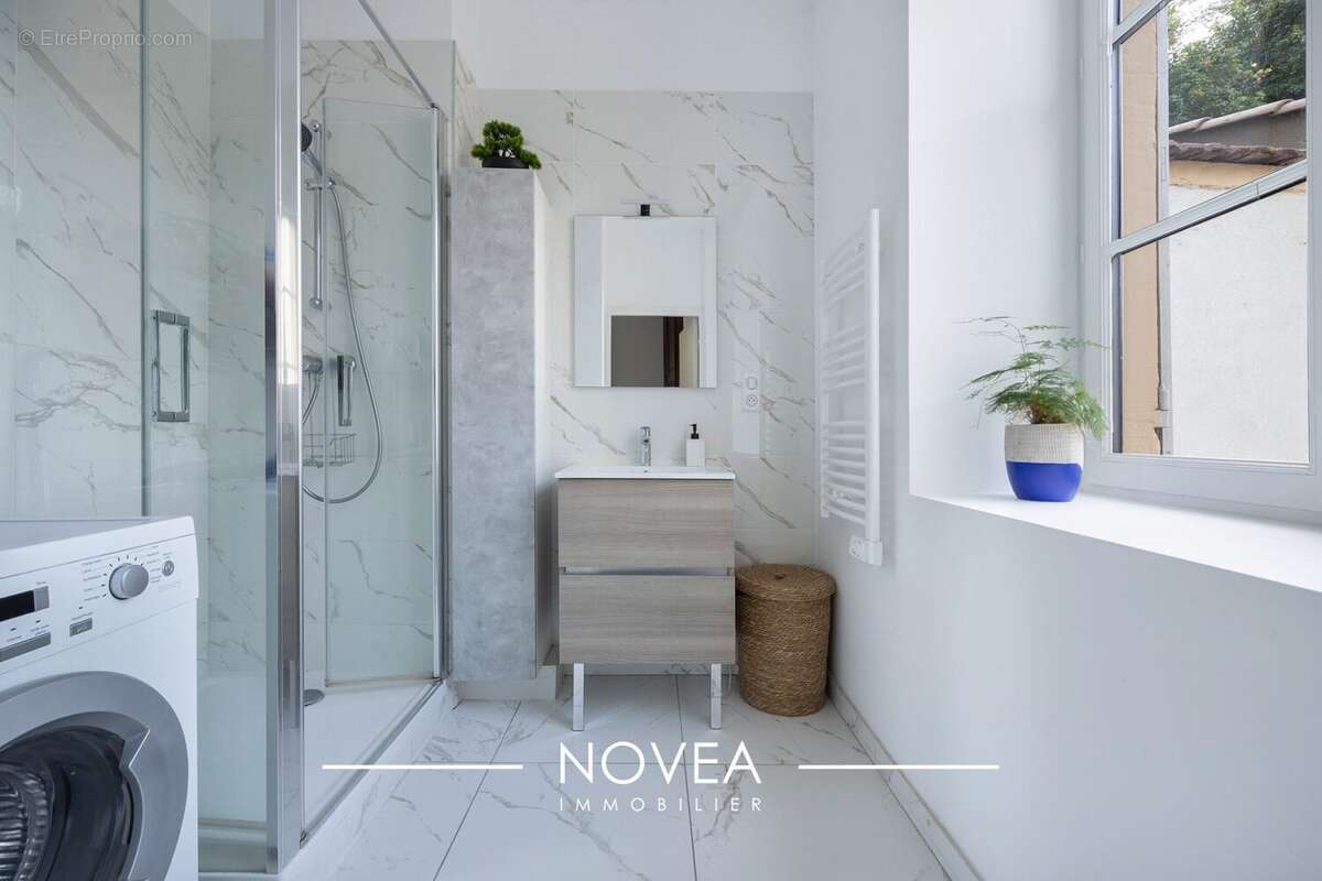 Appartement à FONTAINES-SUR-SAONE