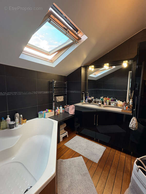 Maison à BRY-SUR-MARNE