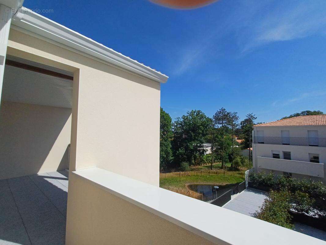 Appartement T2 neuf avec grande terrasse couverte   Centre-v - photo 9