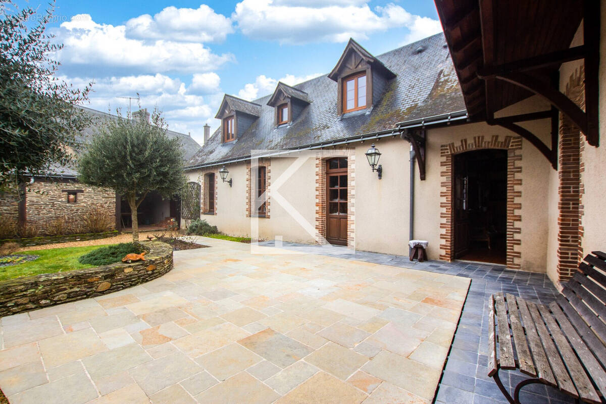 Maison à LOIRE