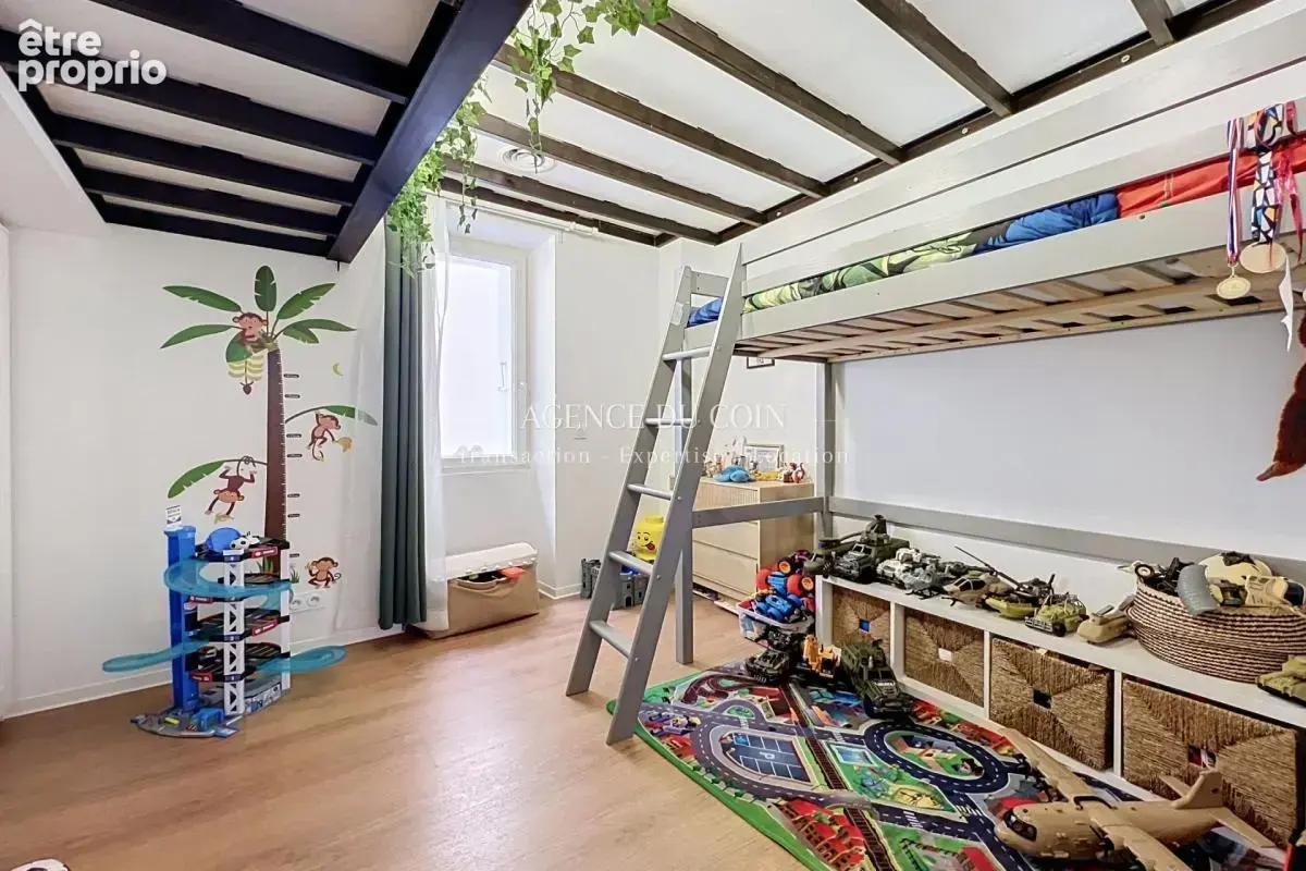 DRAGUIGNAN CENTRE-VILLE – Superbe appartement haussmannien e - photo 10