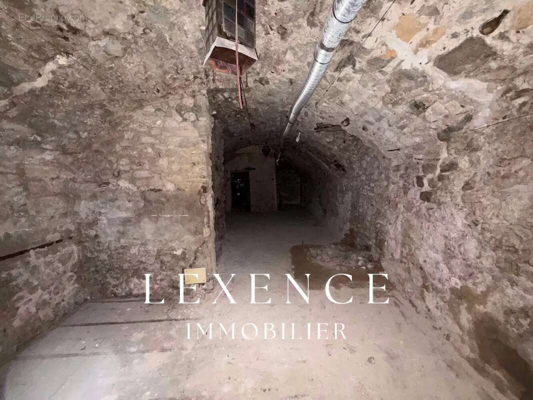 Commerce à AIX-EN-PROVENCE