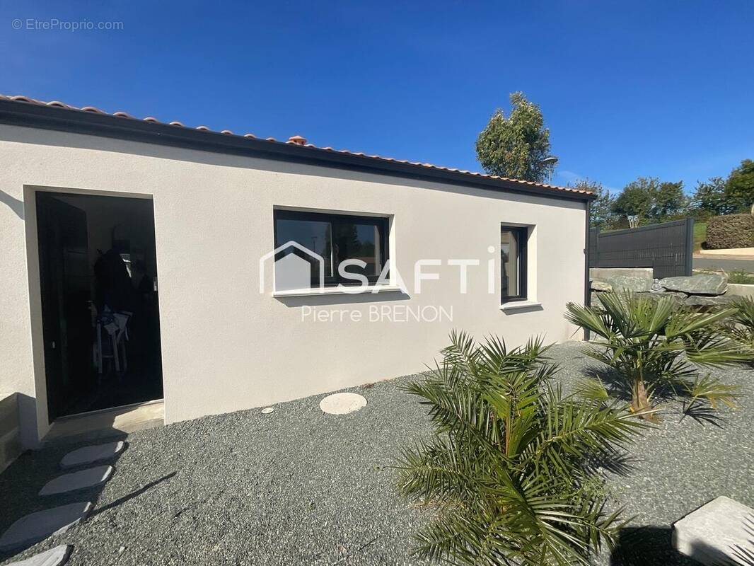 Photo 1 - Maison à SAINT-GERMAIN-DE-PRINCAY