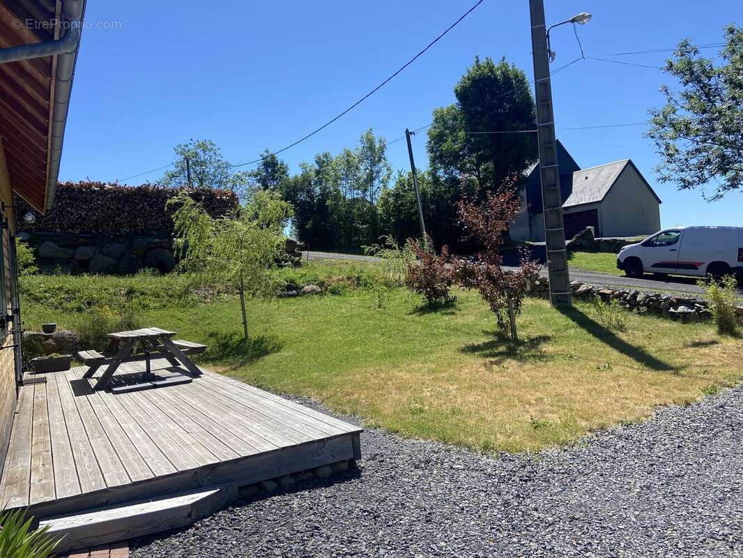 Chalet moderne et meublé à Picherande, 4 pièces, 65 m² - photo 11