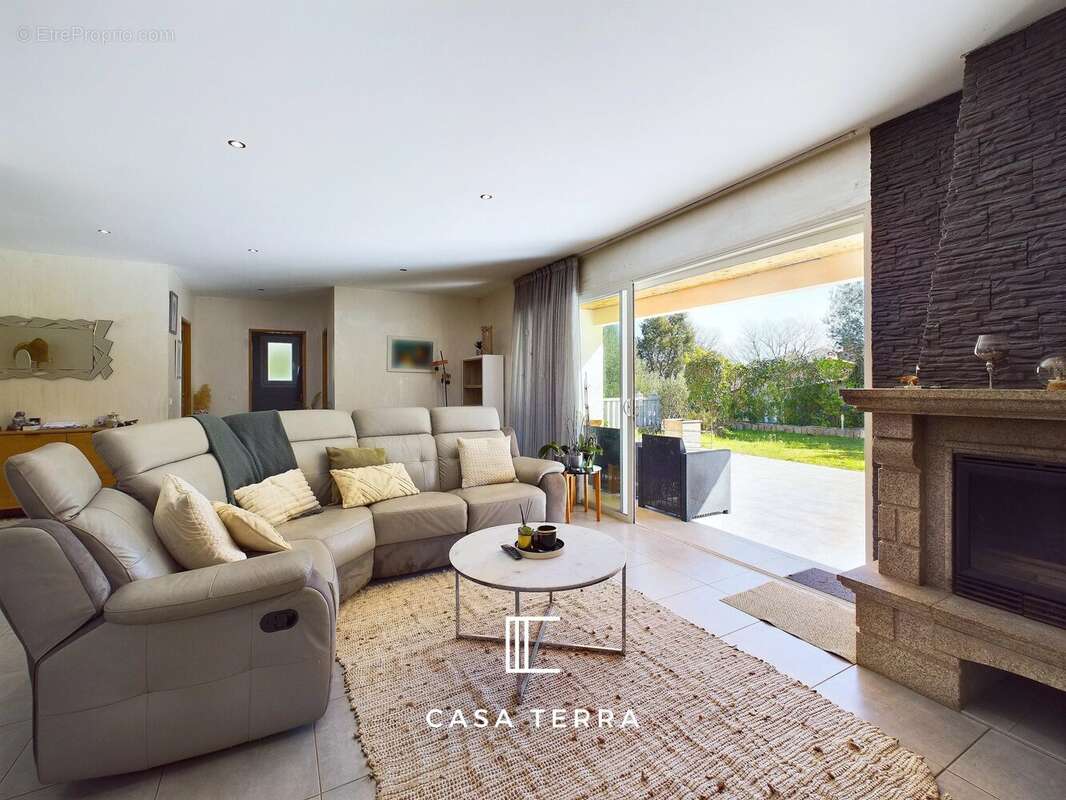 Maison à PORTO-VECCHIO