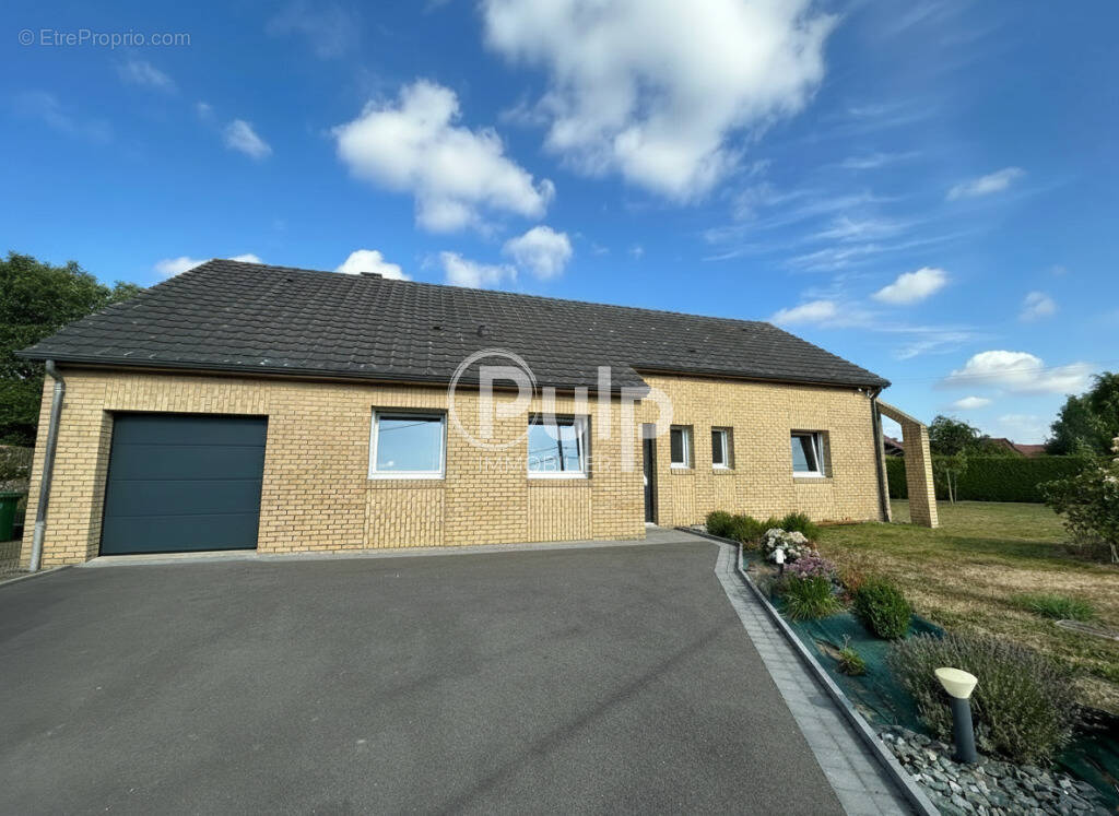 Maison à CLETY