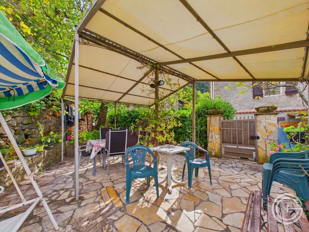 Appartement à LANTOSQUE