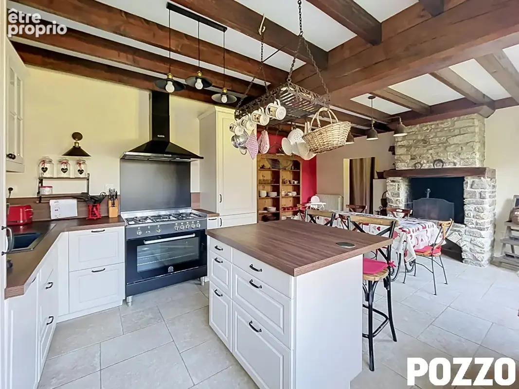 A vendre, maison en pierres avec piscine chauffee à souleuvre en bocage (14350) - photo 8
