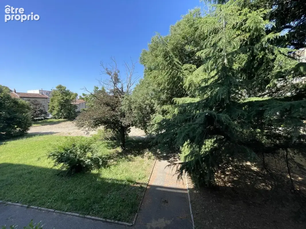 Appartement à BOURG-LES-VALENCE