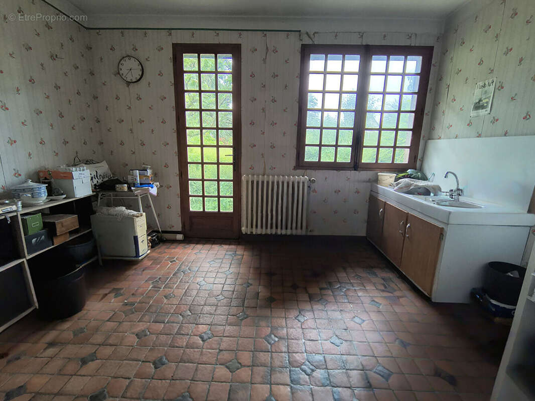 Maison à MONTGERMONT