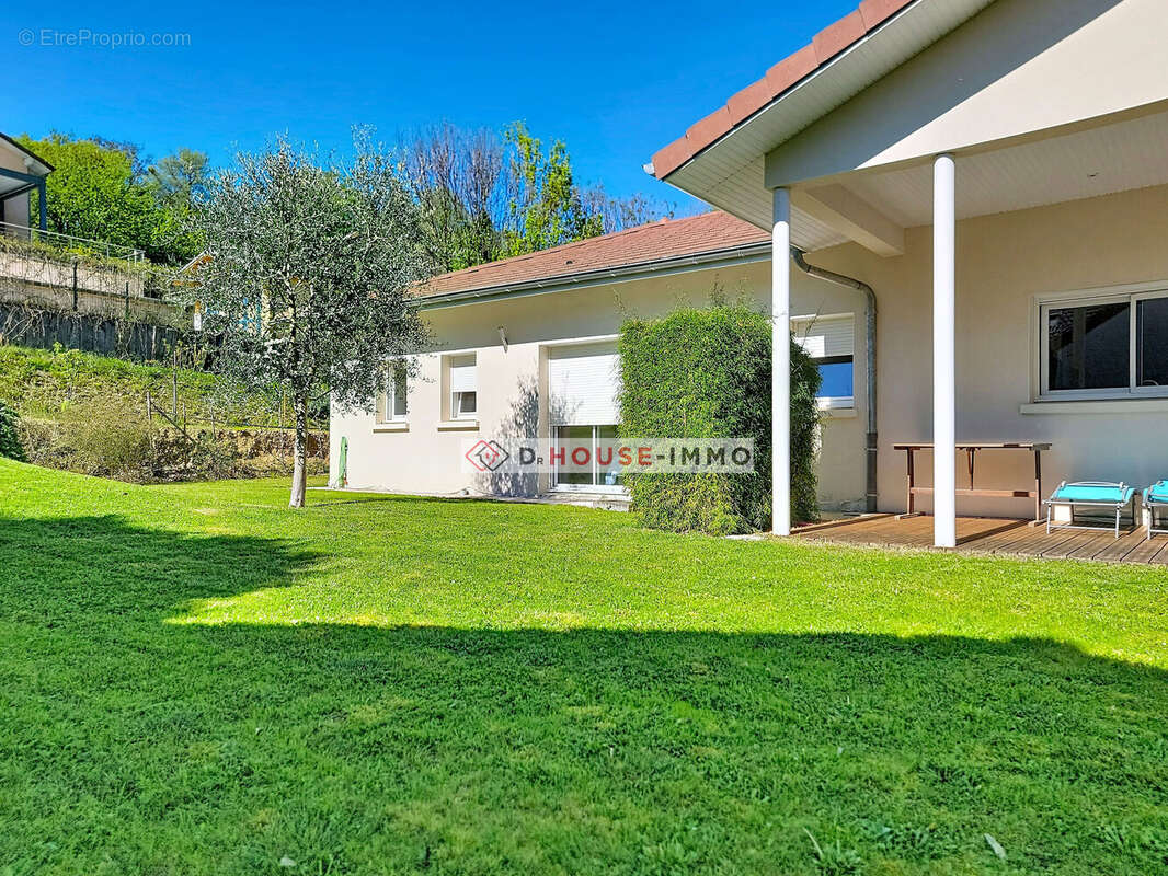 Maison à SAINT-QUENTIN-SUR-ISERE