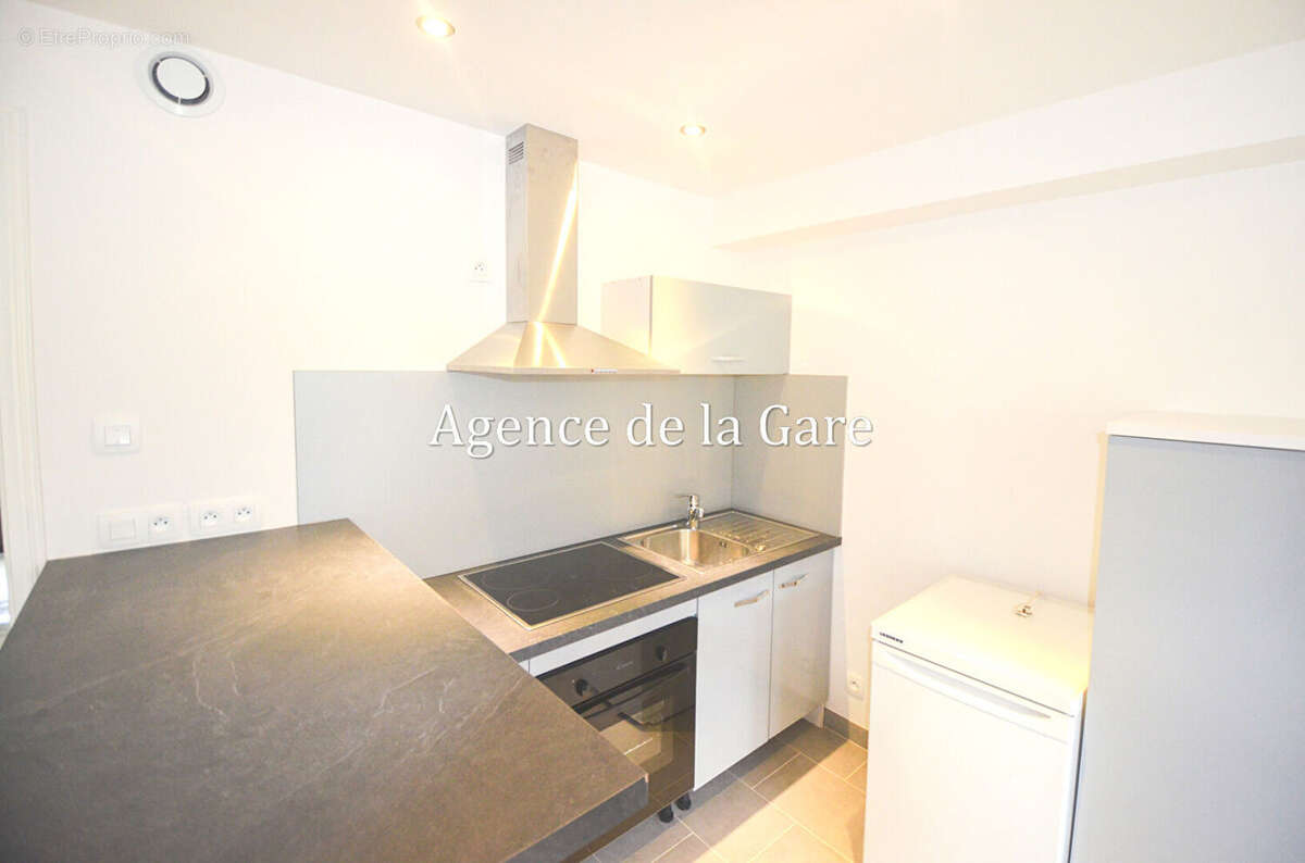 Appartement à SARTROUVILLE