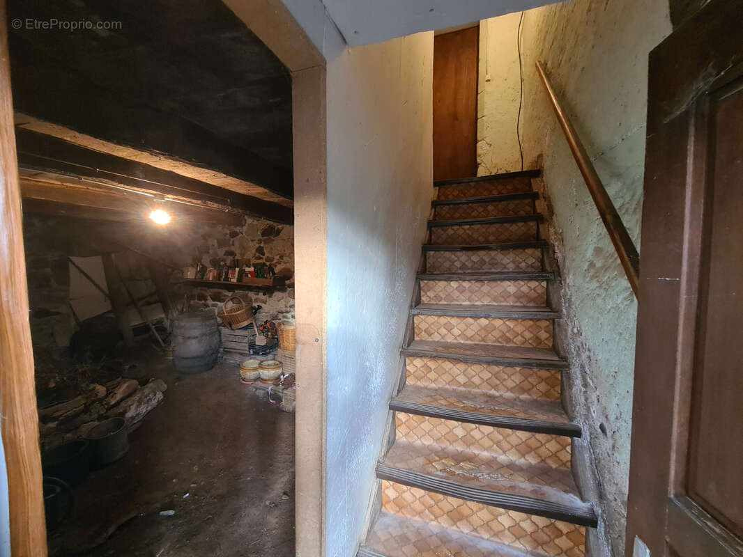 Maison à SAINT-COME-D'OLT