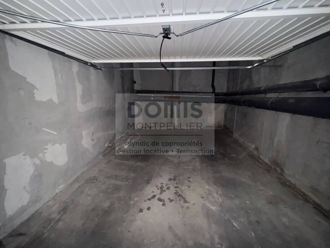 Commerce à CASTELNAU-LE-LEZ