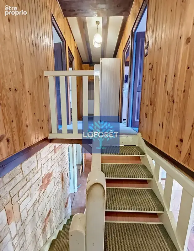 CHAZAY-SUR-AIN - Maison familiale de 160 m² avec piscine - photo 12